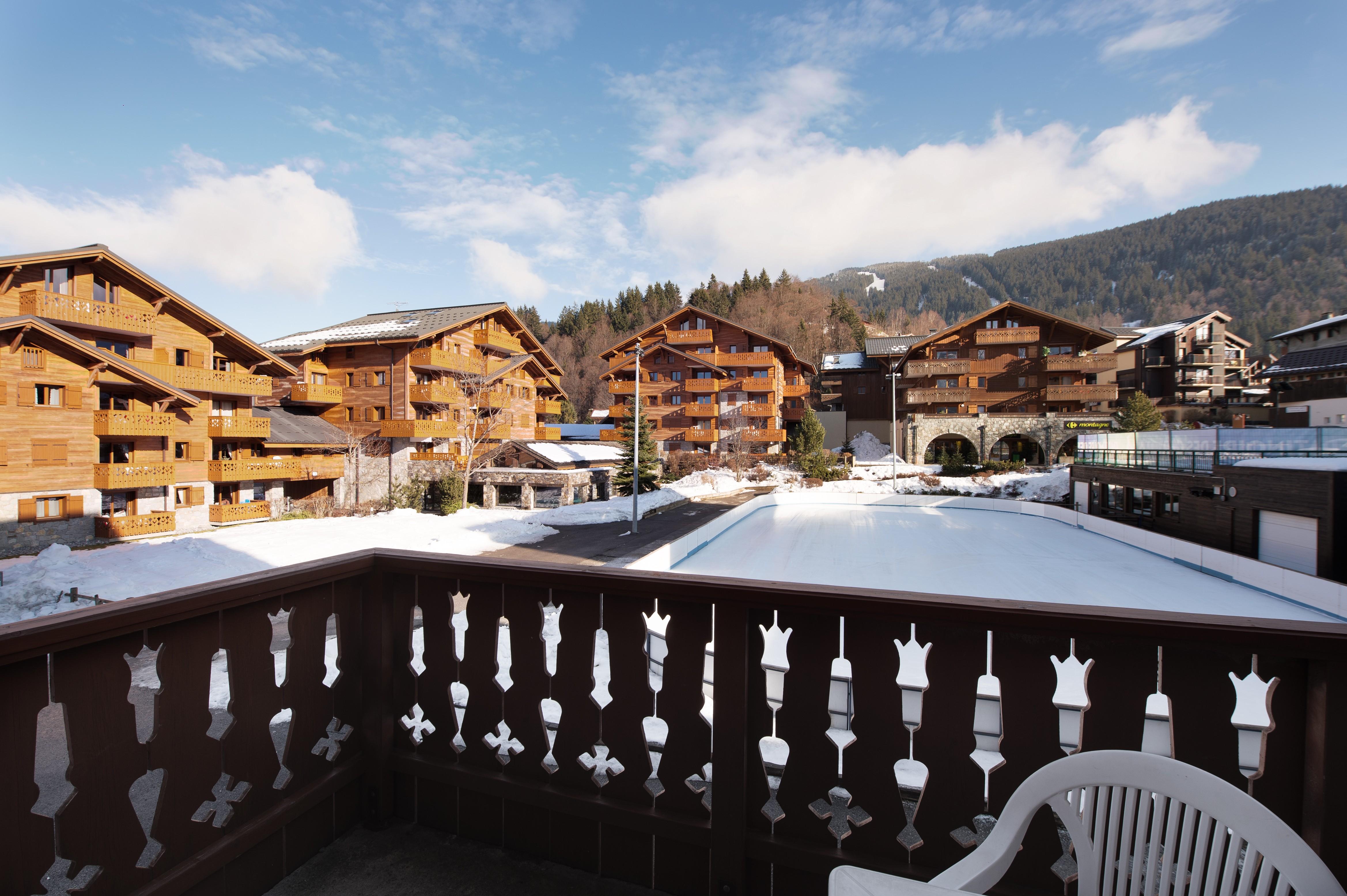 Residence Pierre & Vacances Premium Les Fermes Du Soleil Les Carroz d'Araches Exterior foto