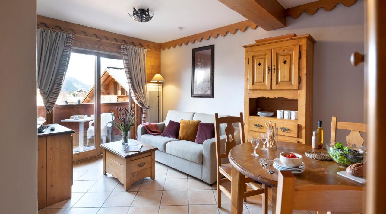 Residence Pierre & Vacances Premium Les Fermes Du Soleil Les Carroz d'Araches Exterior foto