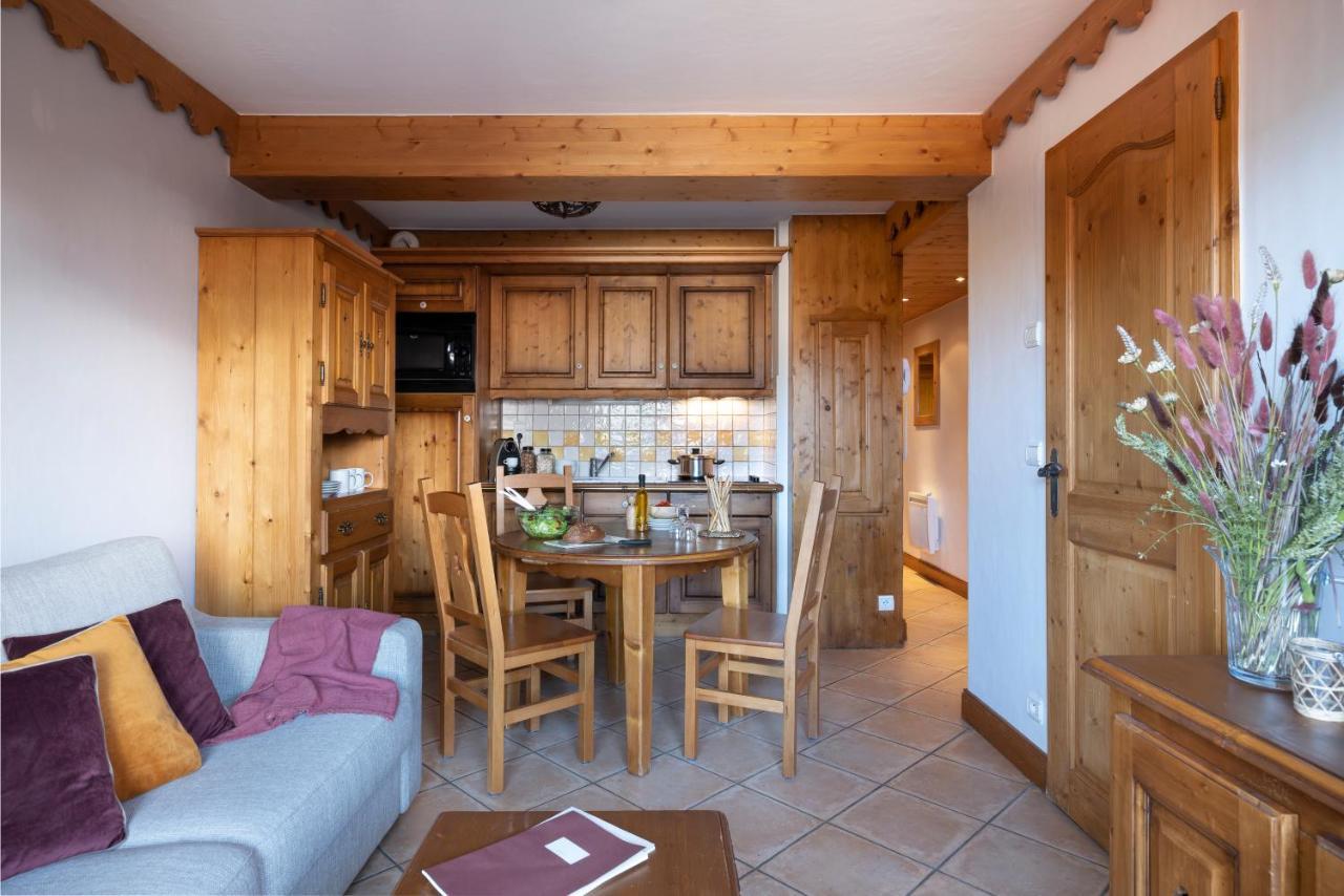 Residence Pierre & Vacances Premium Les Fermes Du Soleil Les Carroz d'Araches Exterior foto